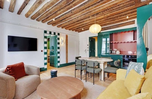 Quartier de la Monnaie Apartment | A Trendy 2-BR/2-BA with Services in Saint-Germain