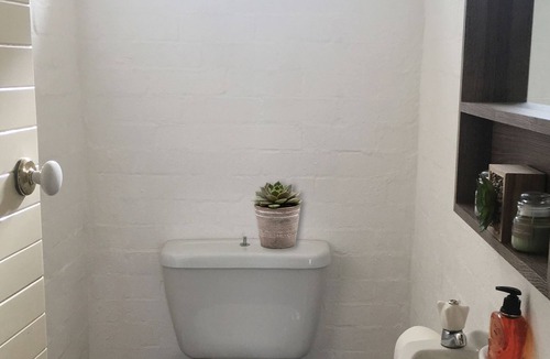 Brighton East Bed & Breakfast | A Trendy Brighton Jewel