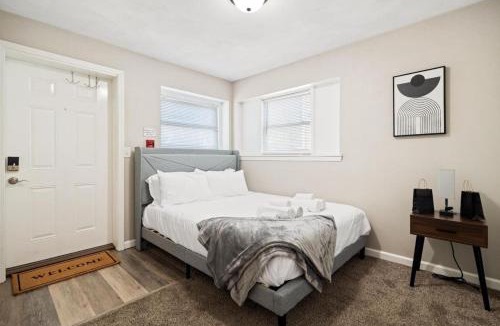 Peoria Apartment | A Trendy Escape close to Downtown Peoria
