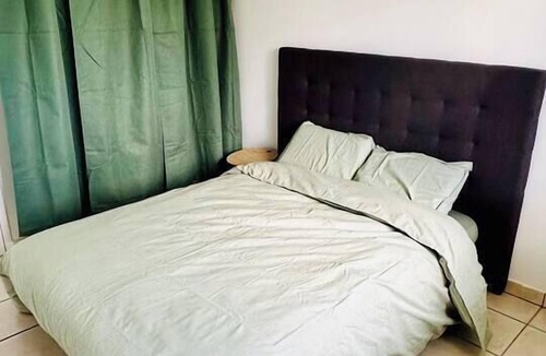 Usseau House | A trip to the fields