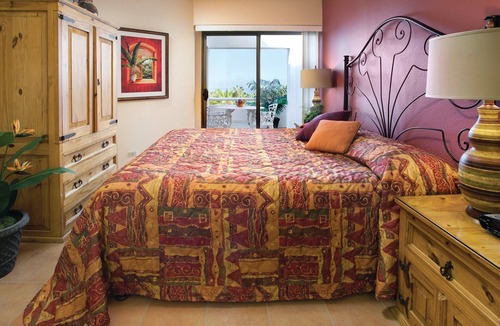 La Paloma Resort | A tropical beach vacation!