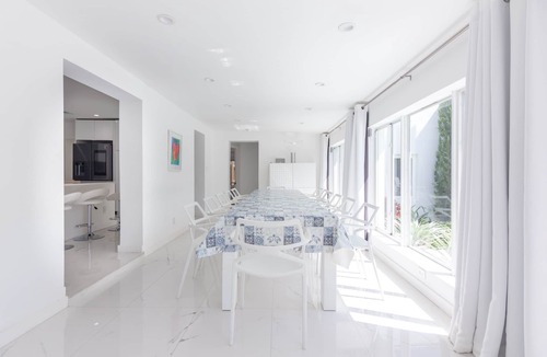 Seybold House | A tropical oasis
