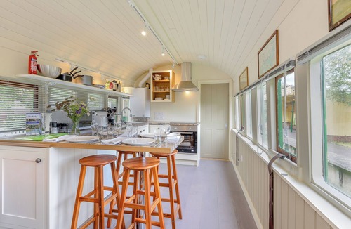 Stockbridge Cottage | A truly beautiful train conversion, a stone’s throw from the River Test.