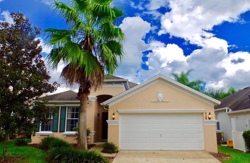 Calabay Parc Villa | A Unique Disney Experience in Itself ~ Be Our Guest House ~ Star Wars & Frozen.