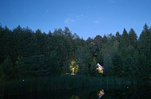 Tyrone RV Rental | A unique geodome glamping experience in the Oak Ridges Moraine Forest.