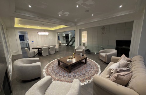 Willowdale House | A Unique Getaway Awaits You!