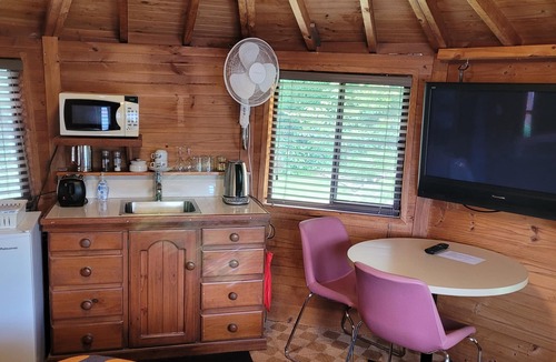 Bowral Cabin | A unique Southern Highlands experience