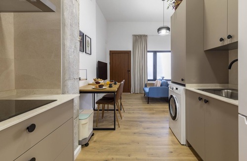 Safranar Apartment | A (VA072) TH Patraix Suite con Terracita