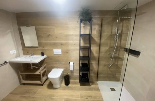 Patraix Apartment | A (VA073) TH Sant Isidre Suite