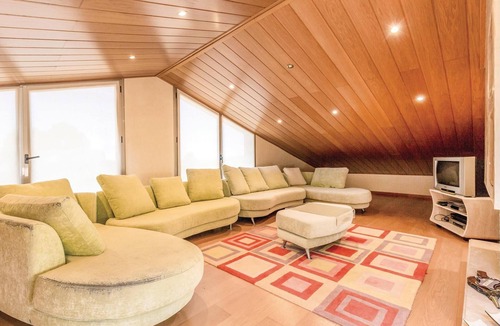 Viladecavalls House | A vacation home in a class of its own for discerning guests.