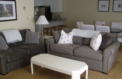 North Creek House | A very comfortable clean and cozy 2 Bedroom
