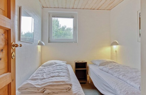 Spøttrup House | A very cozy cottage with swimming pool, located near a child-friendly beach with shallow water.