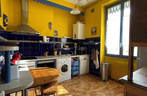 Part Dieu - Bir Hakeim Apartment | A very French apartment : you will know you are in France !