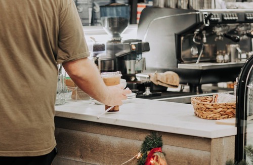 Marion Apartment | A vibrantly vintage experience boasting modern luxuries.