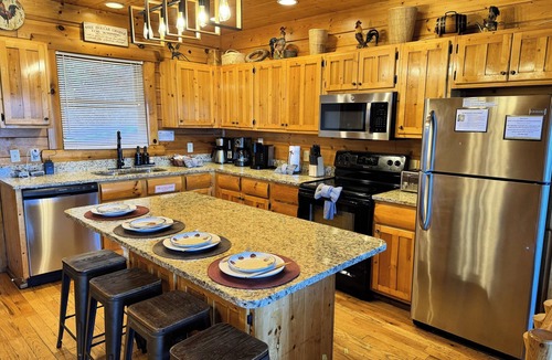 Pigeon Forge Cabin | A+ Views & Location! Parkway, Dollywood/Hot Tub Games Pet Friendly Resort Pool