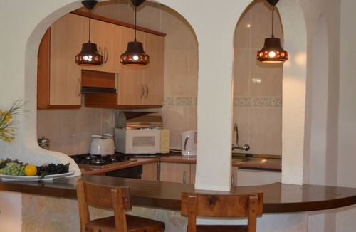 Los Cerezos Villa | A Villa apartment with Air Conditioning Private Swimming Pool and Private Garden