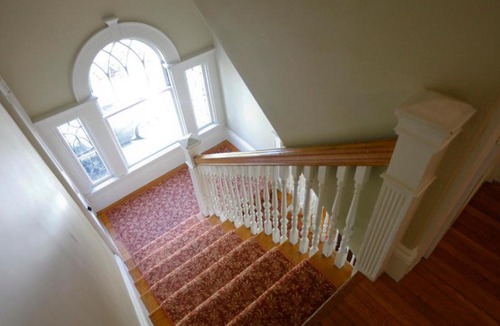 Newton Highlands House | A Village Bed and Breakfast