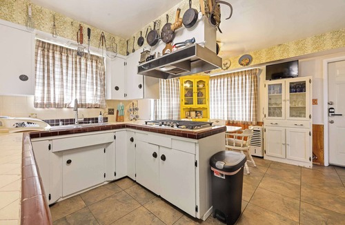 Oak Park House | A Visit to Grandma's House