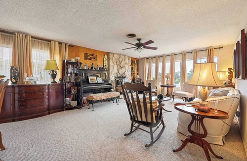 Oak Park House | A Visit to Grandma's House