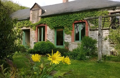 Saint-Germain-de-Coulamer Cottage | A Water Mill By A Trout Stream