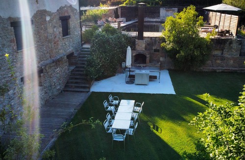 La Baronia de Rialb Cottage | A Water House (full rent) 8-16 people