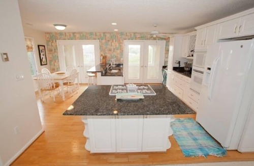 Croatan Beach House | A Wave From It All - Croatan VB