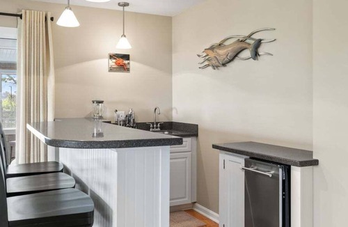 East Orleans House | A Wave From It All: 227-O Overlooks Nauset Beach/Atlantic, Heated Pool, Hot Tub & Fire-pit