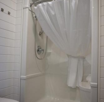 Port Saunders Villa | A Wave From it All