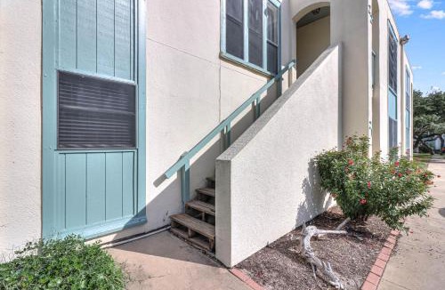 Sailhouse Apartment | A Wave From It All RRYC22