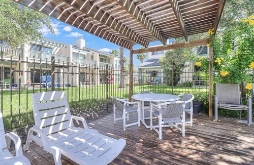 Sailhouse Apartment | A Wave From It All