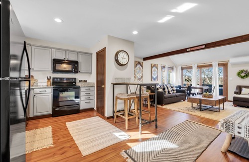 Village at Camelback House | A+ Winter. Join us for warm weather sun/fun at best unit on the mountain.n