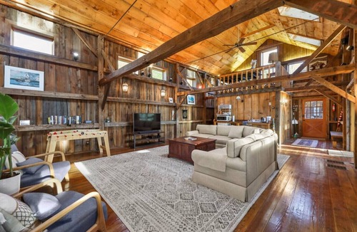 Monterey Other | A Writer`s Retreat at The Barn