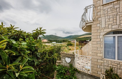 Rudine Apartment | A1 - apt with the sea view, two terraces, parking and garden