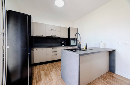Kastel Gomilica Apartment | A1 luxury apartment near beach with big terrace and the sea view