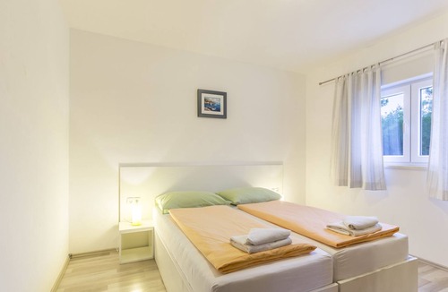 Podstrana Apartment | A1 - spacious apt with the sea view & use of pool