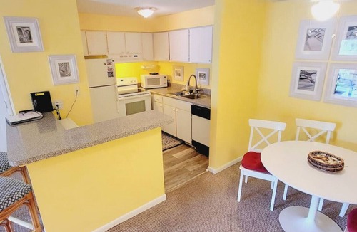 Demere Park Condo | A16 Ocean Walk 1 BR/1 BA, sleeps 5 near front pool