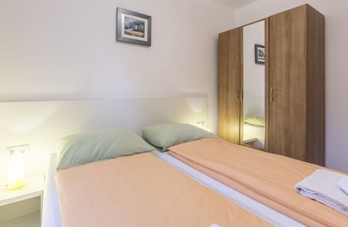 Podstrana Apartment | A2 - spacious apt with the sea view & use of pool