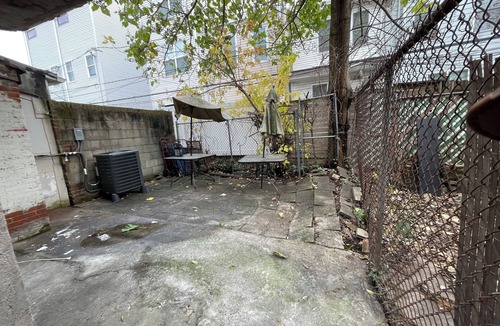 Brewerytown House | A3, Art Museum, Fairmount Park . Quiet one room, share kitchen.