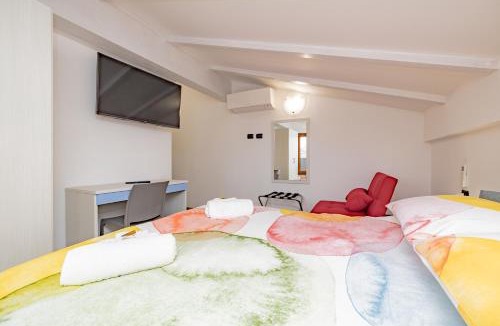 Cesate Apartment | A7 Moonlight SUITE- Rho fiera Milano