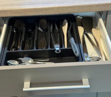 Gascoigne Apartment | AA Apartment