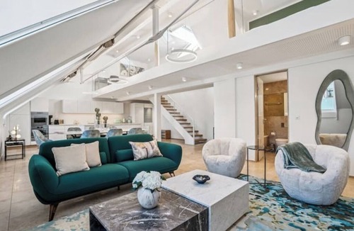 Old Town Apartment | AAA | Twin Diamond Penthouse | Rooftop Terrace