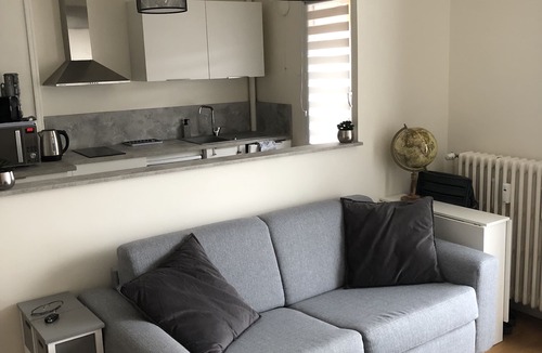 Vieux Vichy Apartment | Aaaaaaaaaaa
