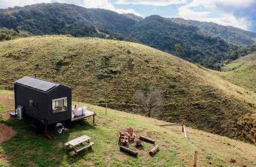 Pinbarren House | Aahana