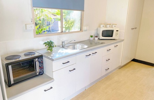 Lanskey RV Rental | Aaok Moondarra Accommodation Village