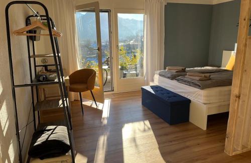 Goldswil Apartment | Aareblick 68 Charming studio with river view