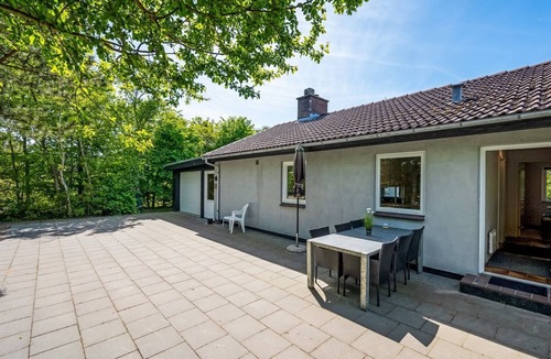 Skjern House | "Aarni" - 250m to the fjord by Interhome