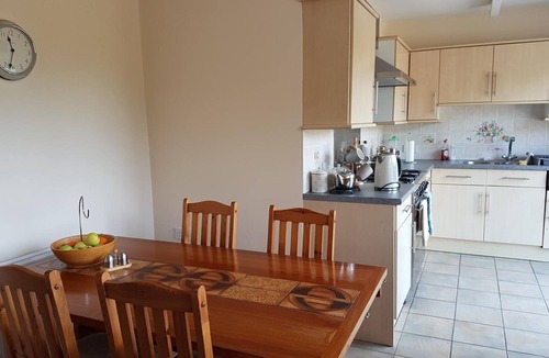 Leicester House | Aaron Lodge Guest House