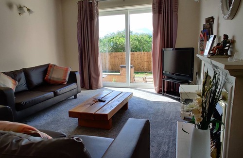 Leicester House | Aaron Lodge Guest House