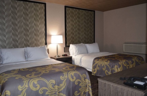 Niagara Falls Hotel | AArya Hotel By Niagara Fashion Outlets