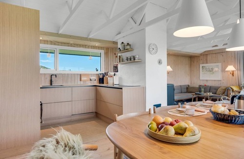Rødhus House | "Aatu" - 360m from the sea by Interhome